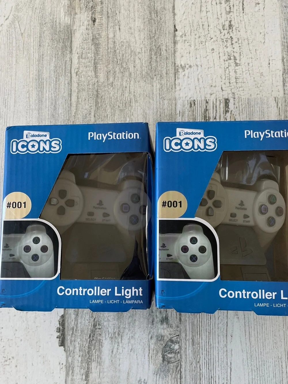 2 Sony PlayStation Controller Lights Fun Nighlight NWT